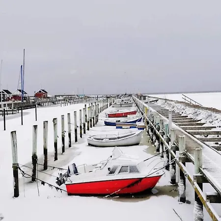 4 Person In Hadsund-by Traum